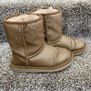 Girls size 13 Ugg boots
